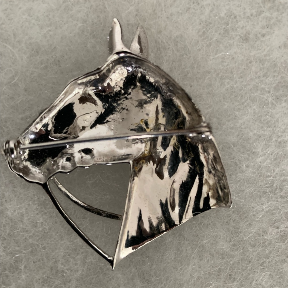 Adorable Rhinestone Horse Brooch - Picture 2 of 2